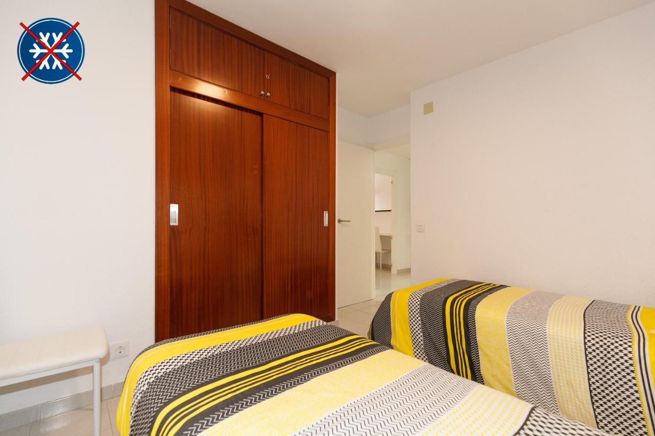 Uhc Stella Maris Apartments Cambrils Exterior photo